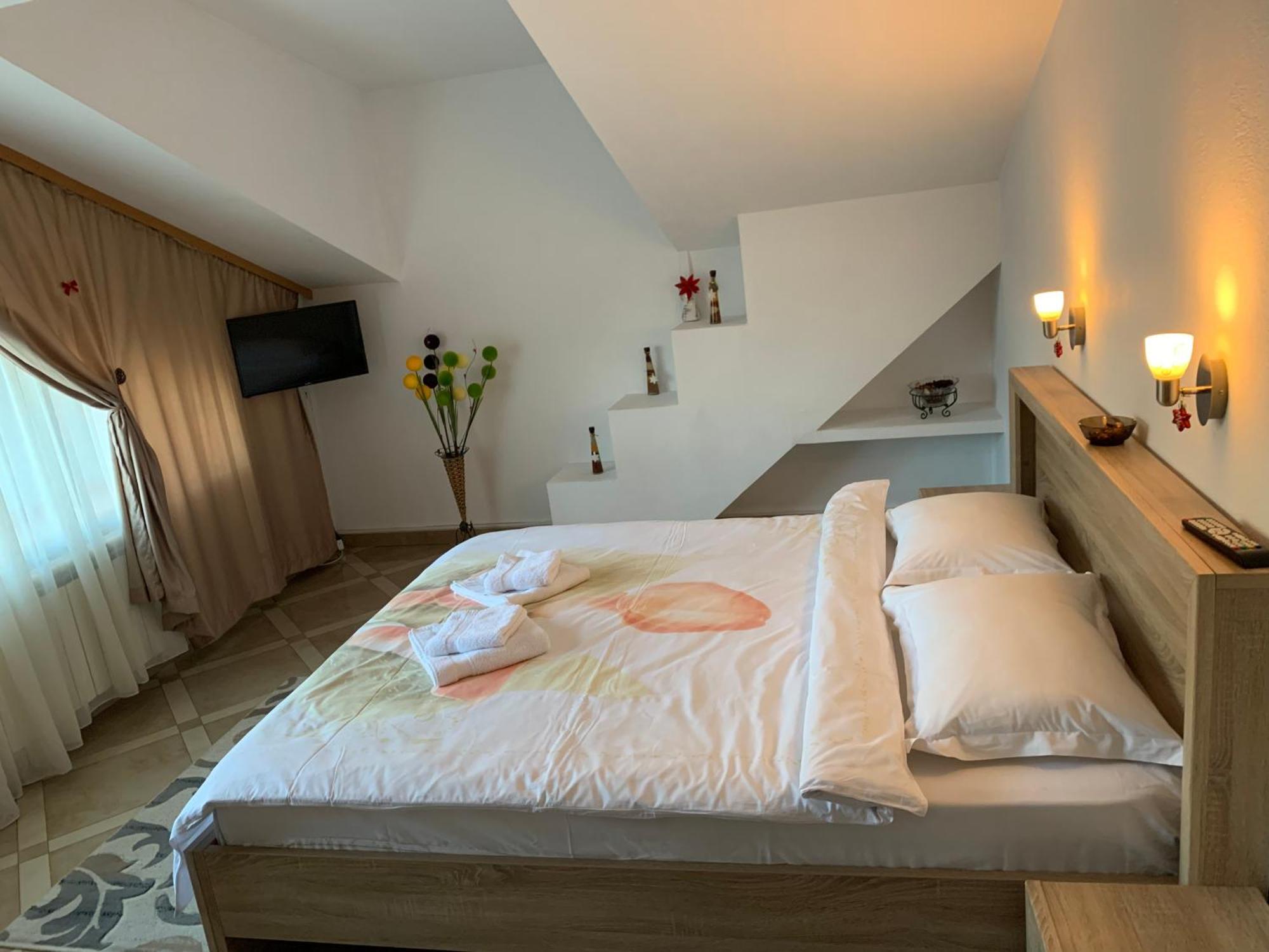 Casa Cristian Villa Синая Екстериор снимка