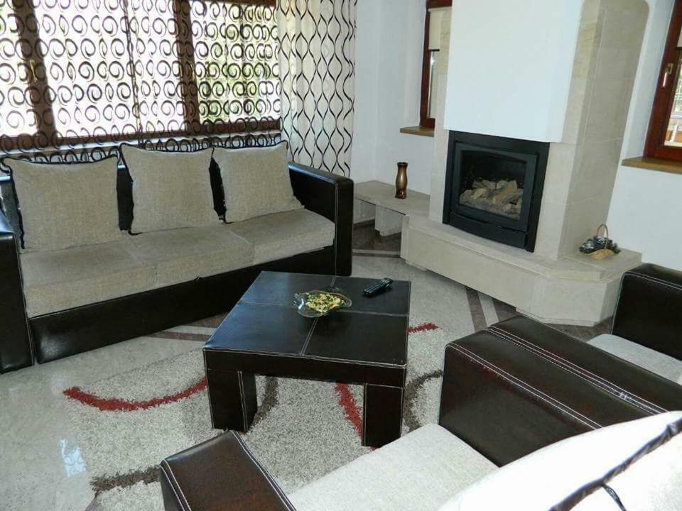 Casa Cristian Villa Синая Екстериор снимка